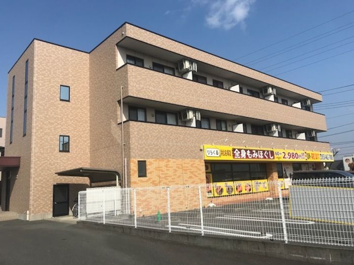 パレット名塚の外観画像