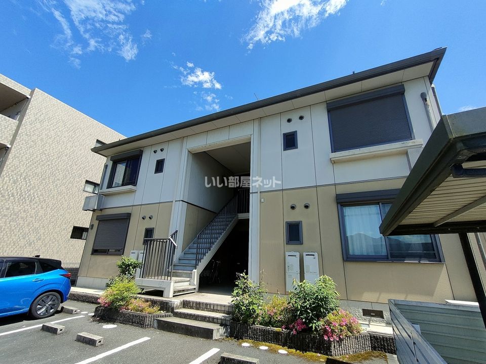 メゾン ラッキービレッジⅢの外観画像