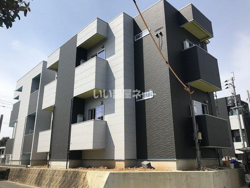 MODERN PALAZZO 貝津OTTOの外観画像