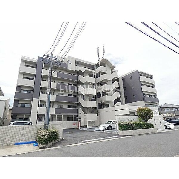 ユニーブル旭前ガーデン206号室の外観画像