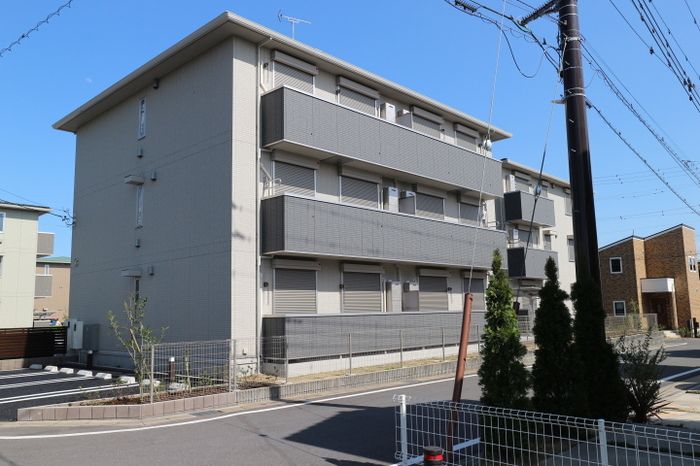 クラレット B棟の外観画像