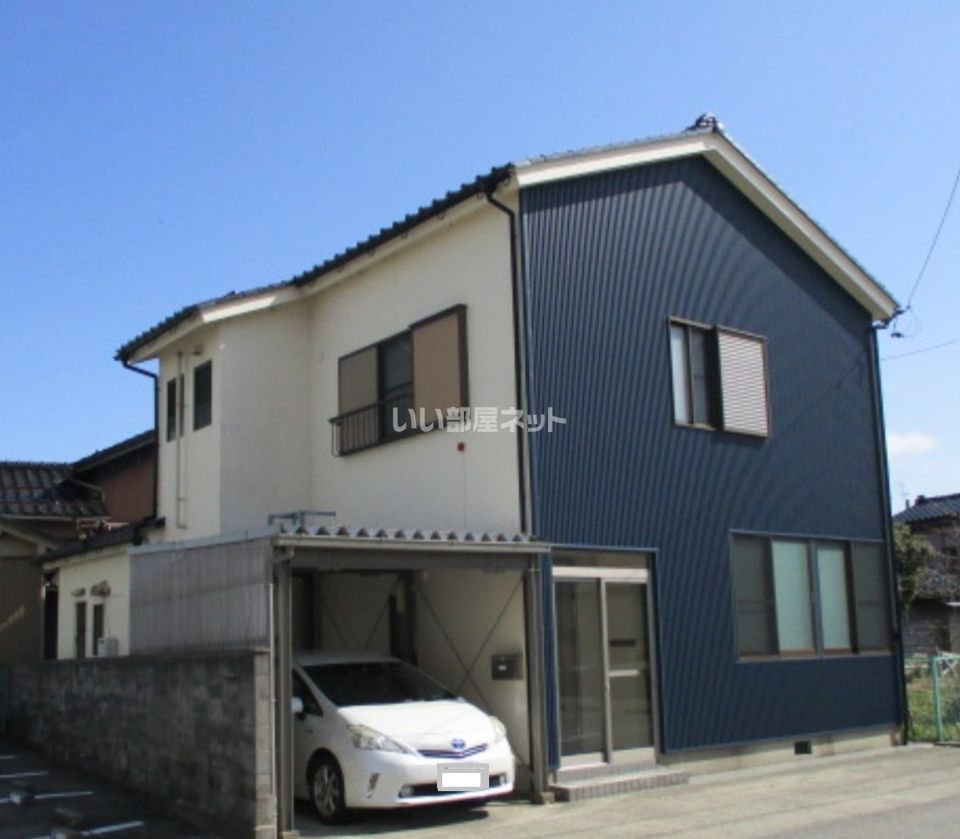 七尾市上府中町貸家の外観画像