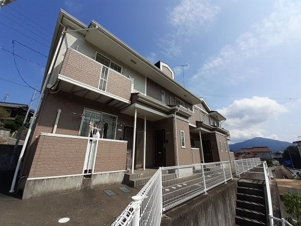 メープル焼山Bの外観画像