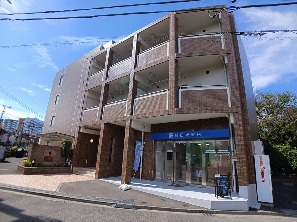 シャロン グレースの外観画像