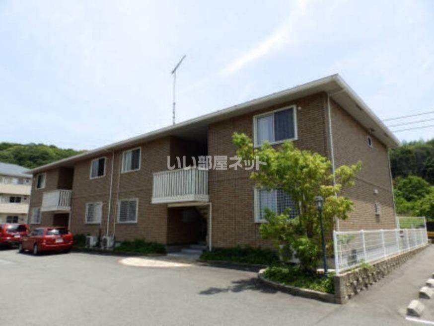 グランディール ウベ B棟の外観画像