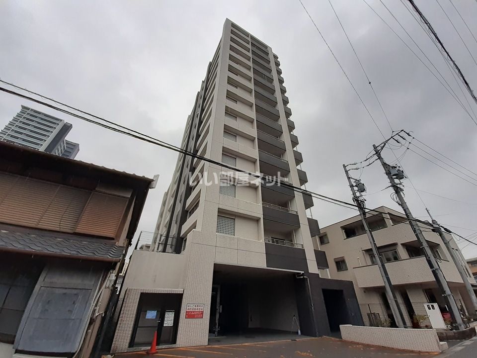 ロイヤルクレスト豊田の外観画像