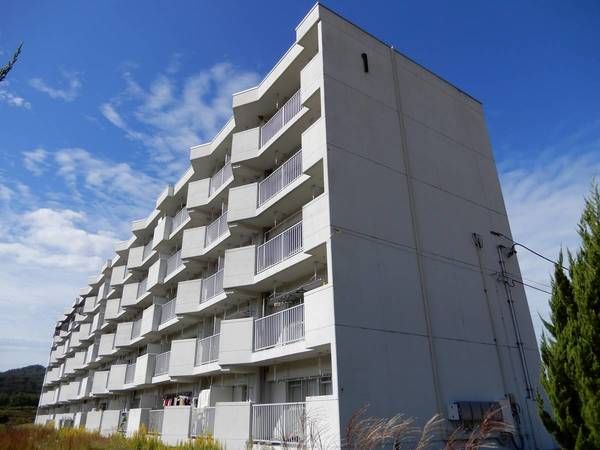 ビレッジハウス建部吉田1号棟の外観画像