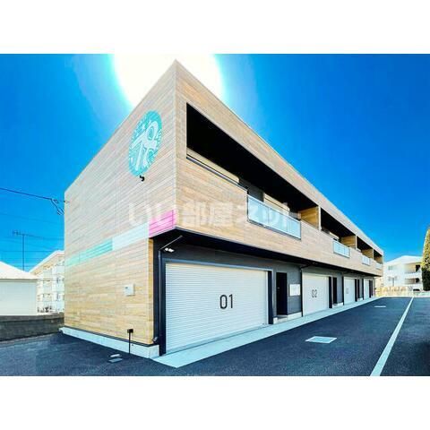 IXO IL GARAGE 78(イクシオ イル ガレージ78)の外観画像