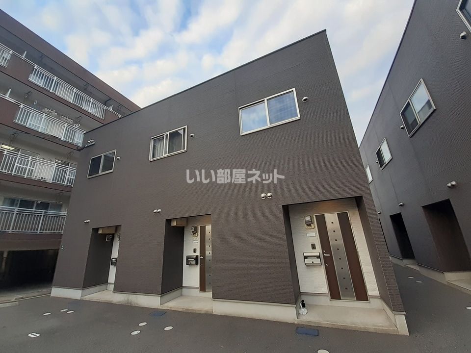 ヴェルジュ桃園公園パークスイートAの外観画像