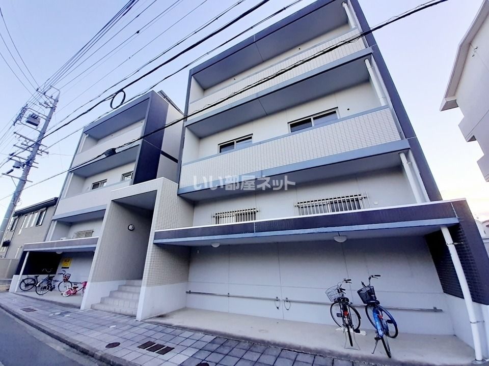 ルネス小松の外観画像