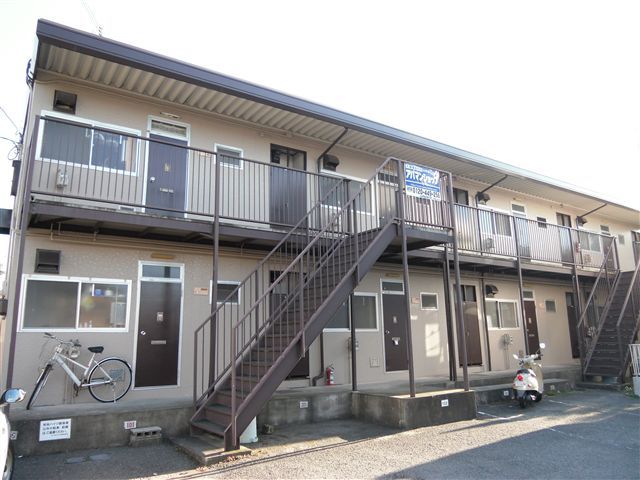 リバーサイド和仙ハイツの外観画像