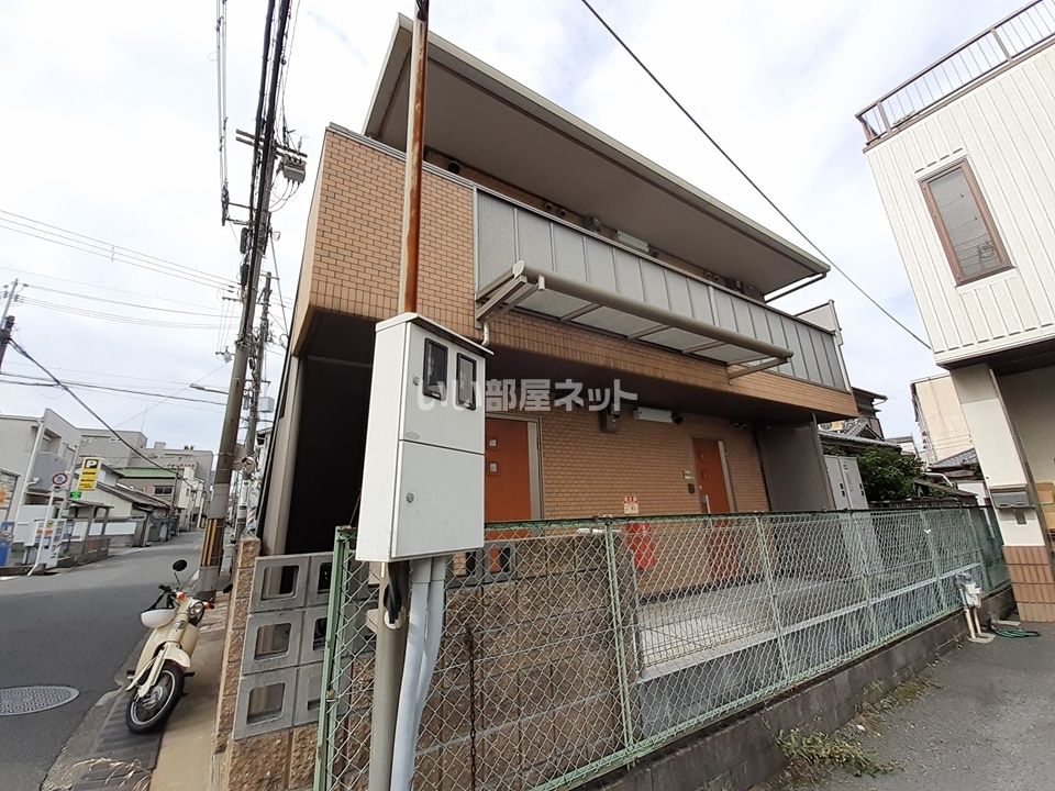 And I (アンド アイ)の外観画像