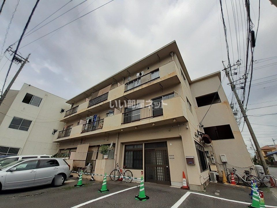 岡本ビルの外観画像