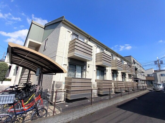レセンテ南越谷の外観画像