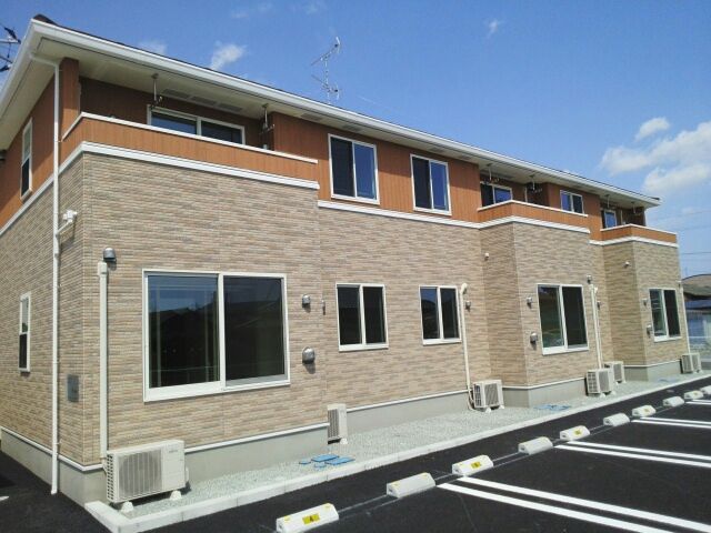 エレガンスⅢの外観画像