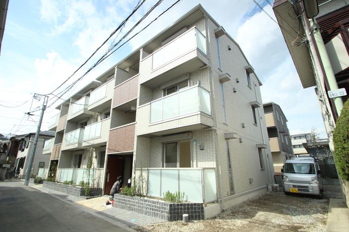 East AvenueBの外観画像