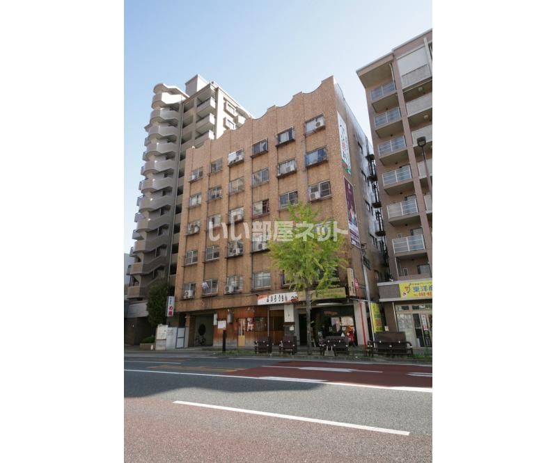 丸成マンションの外観画像