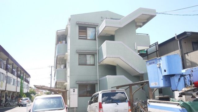 グリーン・ドエル鶴江の外観画像