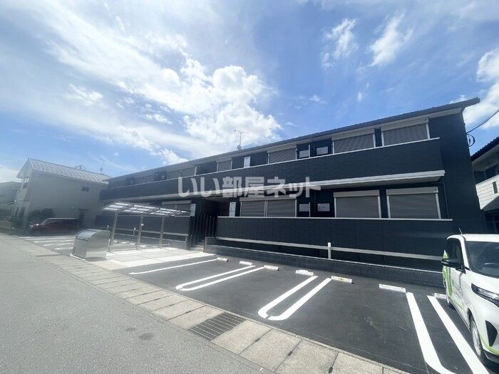 D-eastの外観画像
