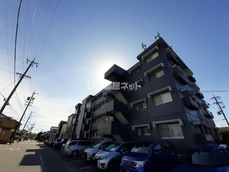 マンション浅井の外観画像