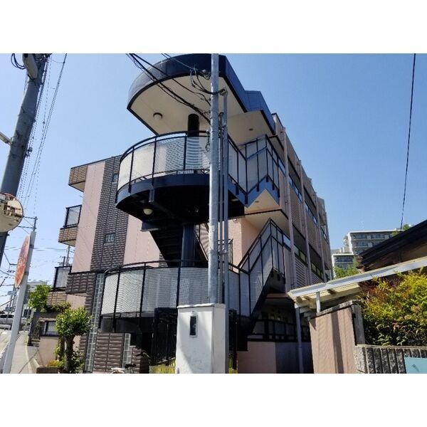 ジョイメニーの外観画像