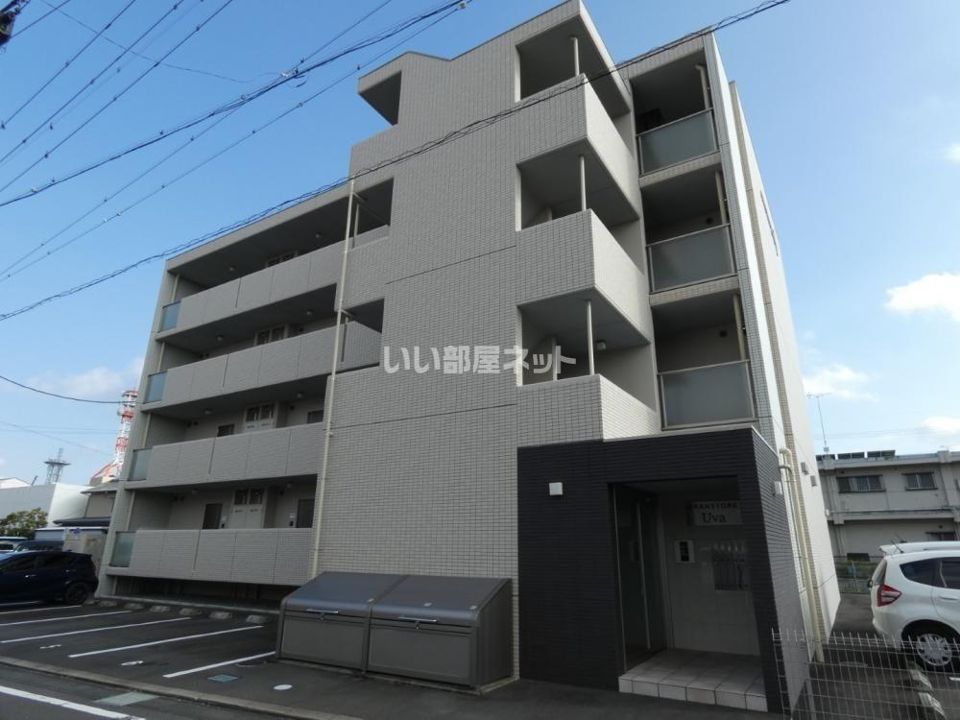 グランストーク ウーヴァの外観画像