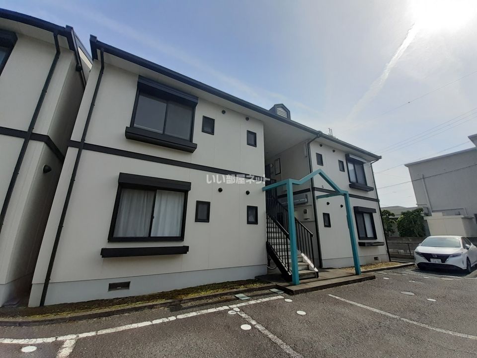 ハイツ ツェントリィシュCの外観画像