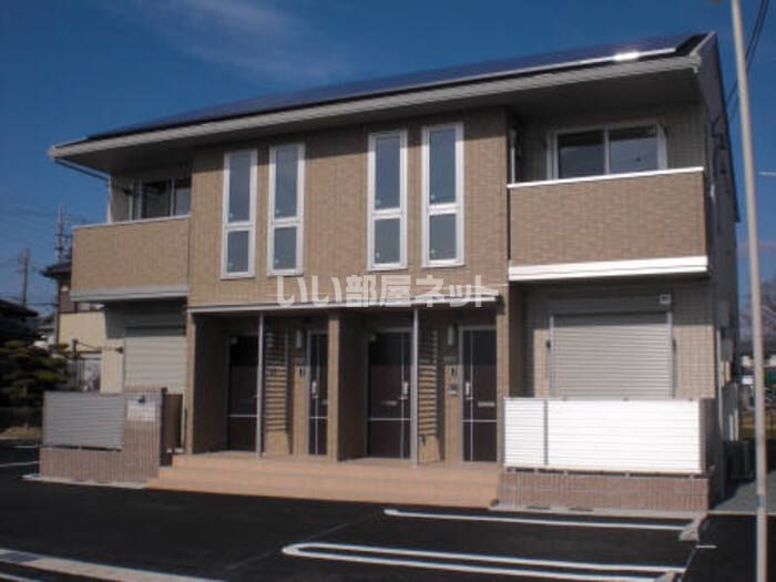 ラ・ファミーユIIの外観画像