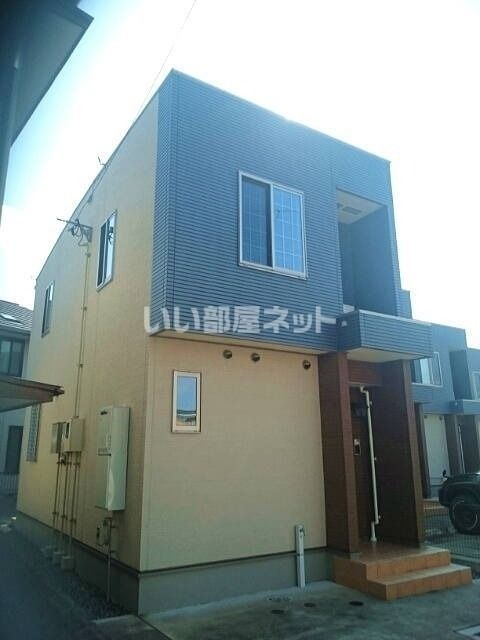 ブライト ガーデンハウスCの外観画像