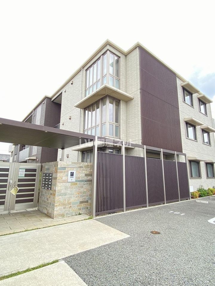 シャーメゾンラプロヴァンスの外観画像