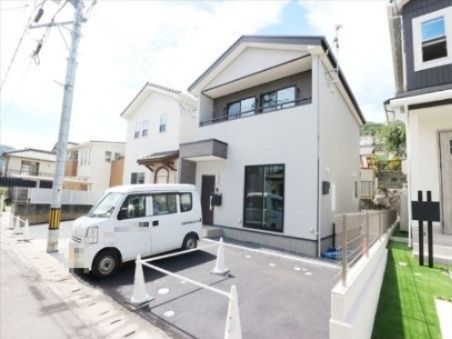 プランドール西広島Kの外観画像