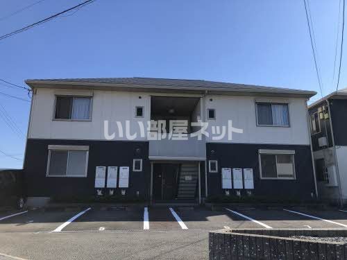 シャーメゾンラルゴ C棟の外観画像
