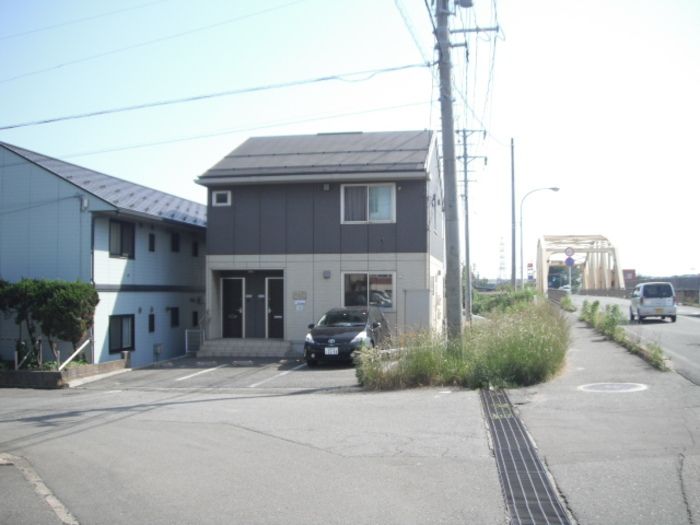 サンライズコート新川の外観画像