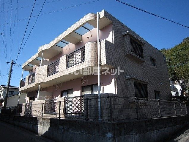 ライブ2000の外観画像