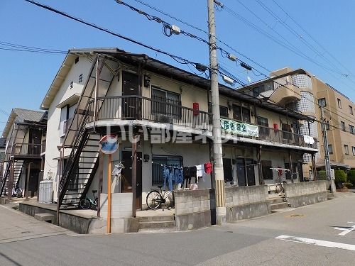 栄荘の外観画像