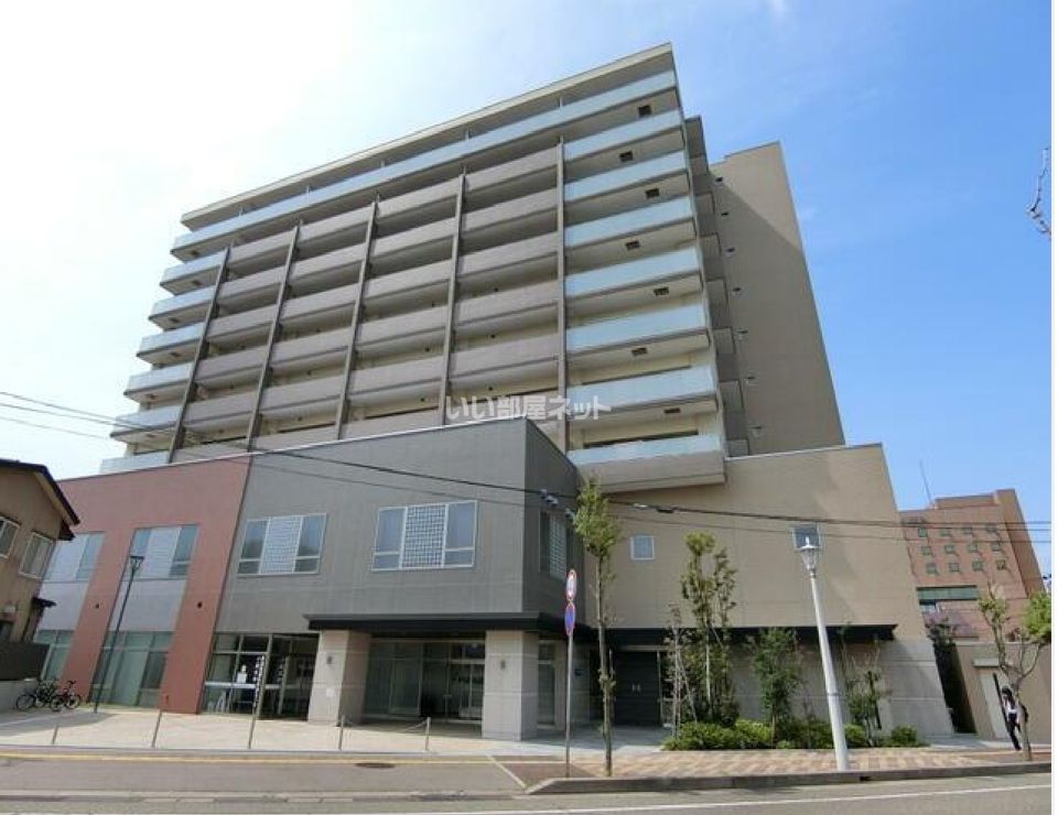 ブレッソ直江津の外観画像