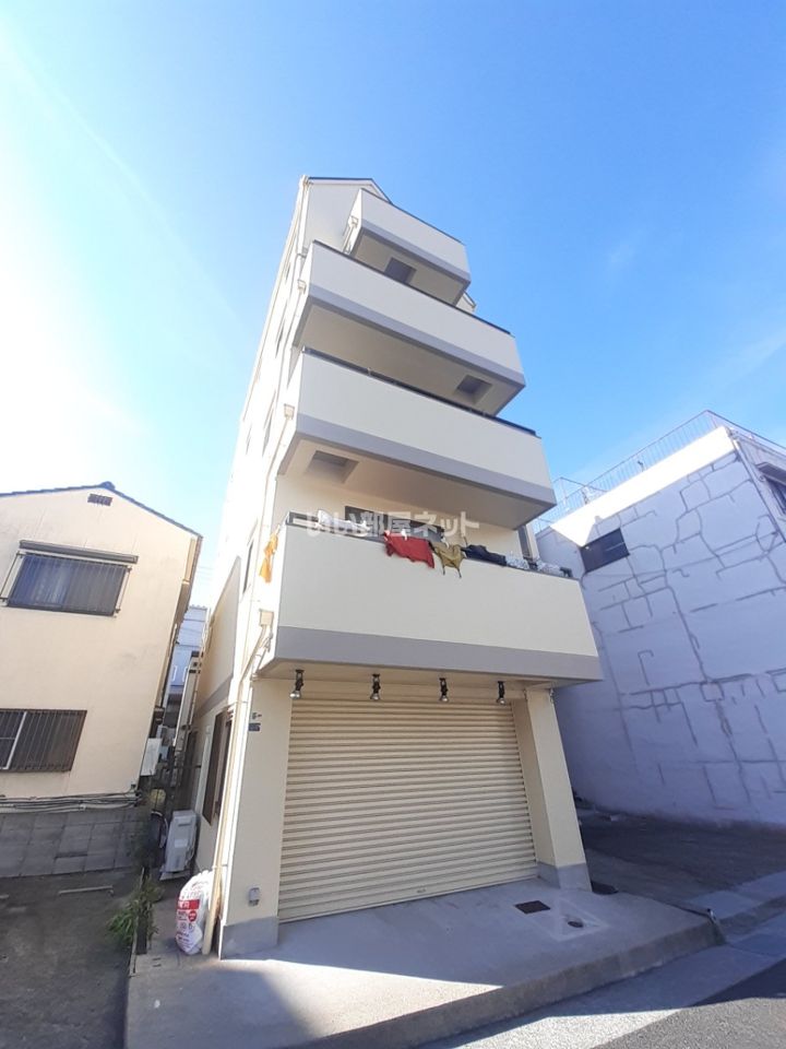 コムディッソ エフモールの外観画像
