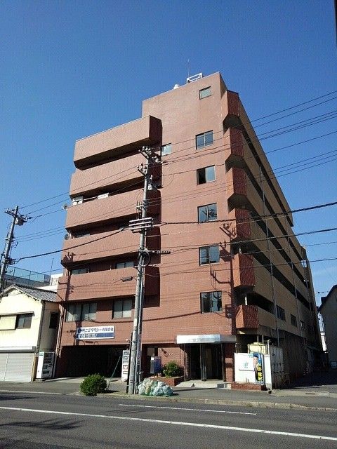 一二三ビルの外観画像