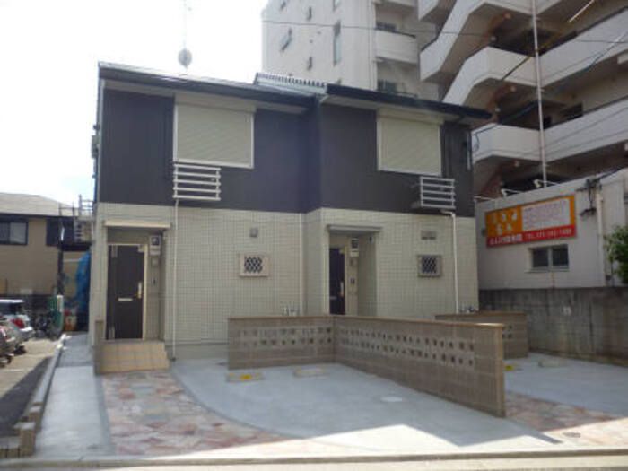 アン フェスタの外観画像