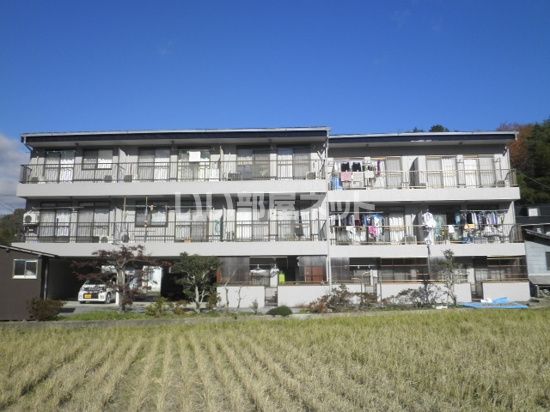 クレスト21の外観画像