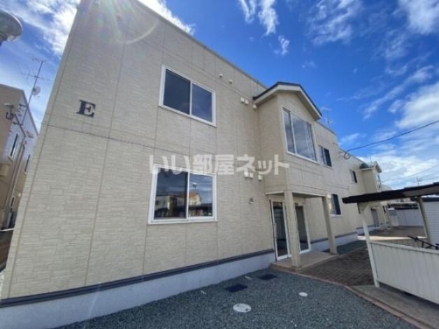 リビングタウン鳴滝 Eの外観画像