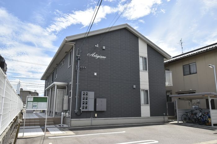 アルティジャーノの外観画像
