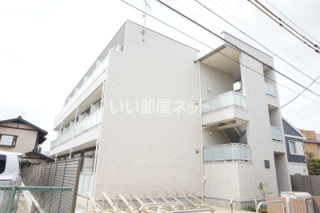 リブリ・ラシーナⅡの外観画像