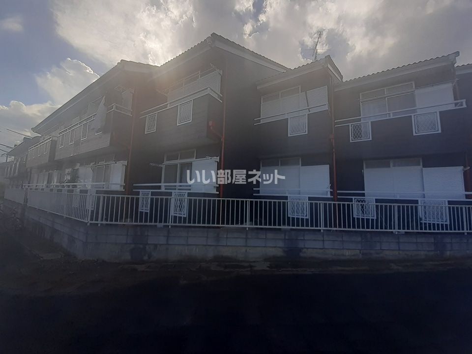 ハイツ中根の外観画像