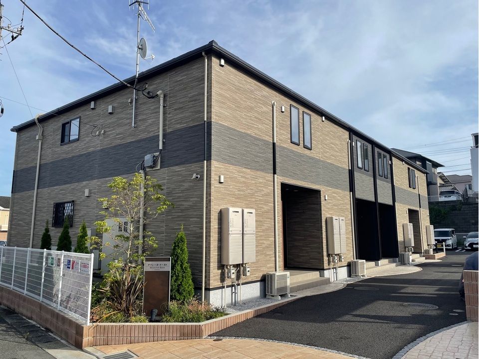 グリシーヌ・イーストの外観画像