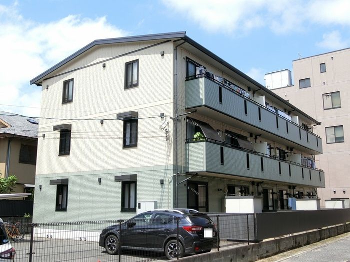 フローラ西山本の外観画像