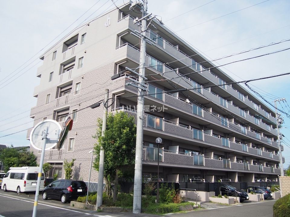 キャッスルハイツ半田東雲町の外観画像