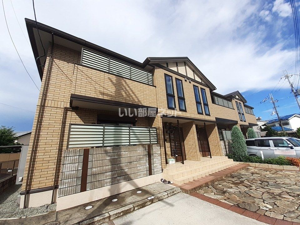 エーデル自由丘 A棟の外観画像