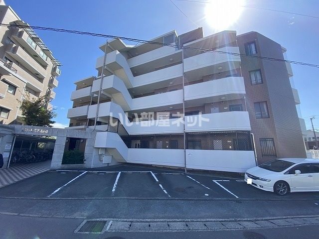 エステートモア西長住の外観画像
