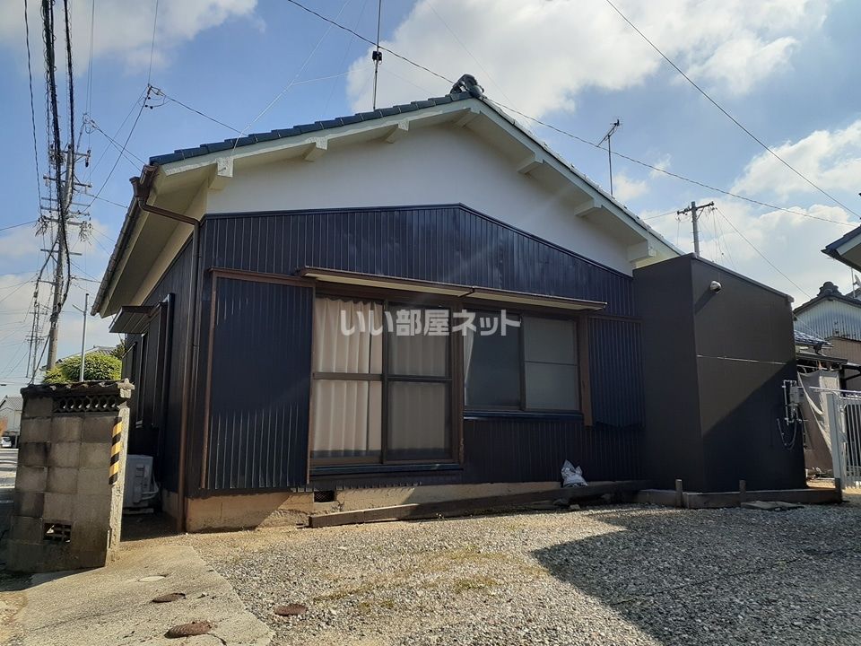 西尾市葵町借家の外観画像